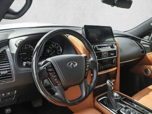 Used 2023 INFINITI QX80 Sensory w/ Cargo Package AWD/4WD image 10