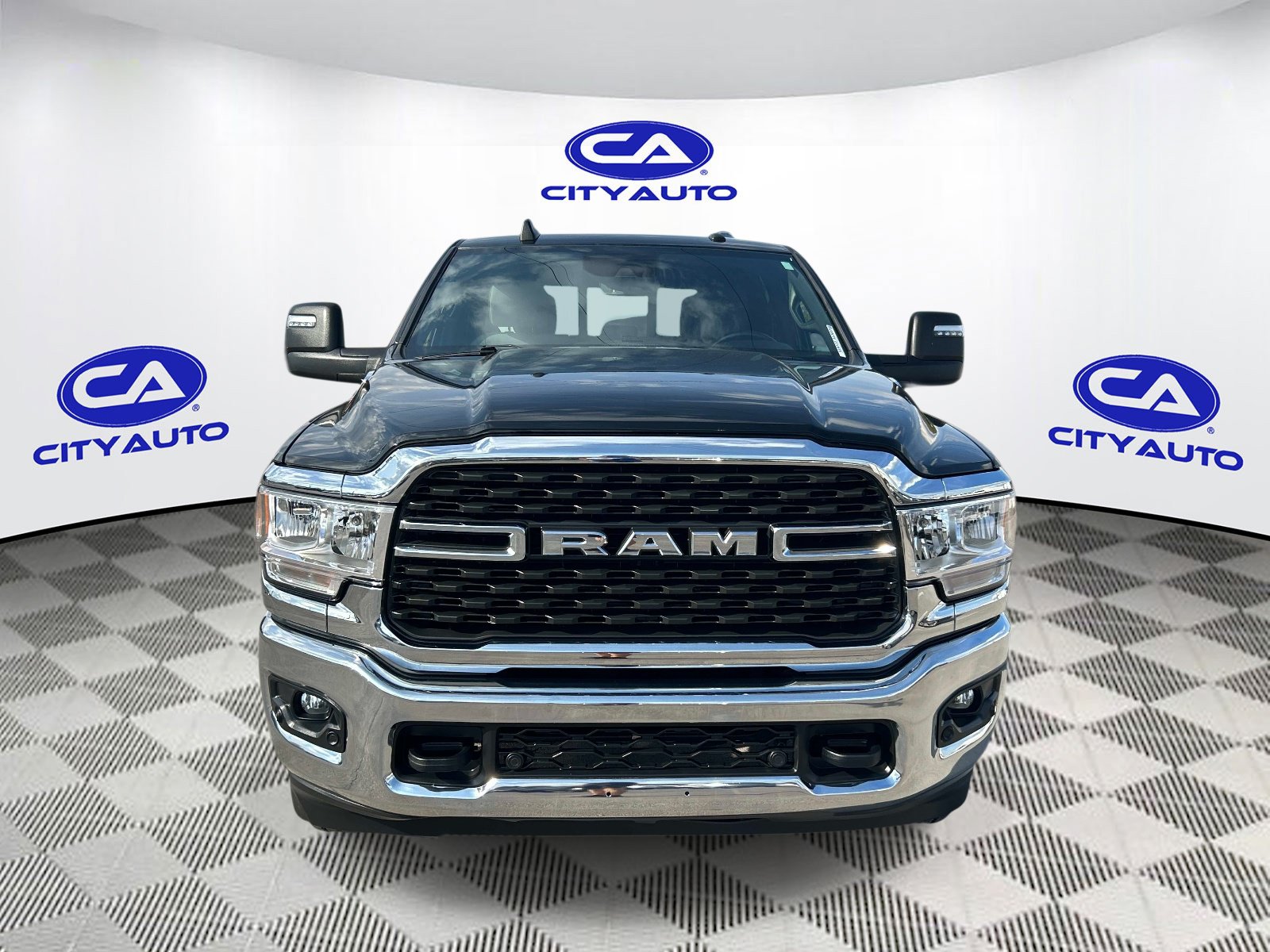 Used 2024 RAM 2500 Big Horn w/ Safety Group AWD/4WD image 10