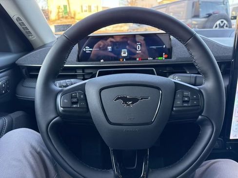 New 2025 Ford Mustang Mach-E Premium w/ Interior Protection Package AWD/4WD image 31