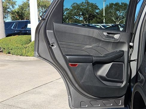 Used 2025 Ford Escape Active image 12