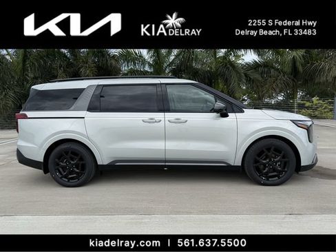 New 2026 Kia Carnival SX Prestige FWD image 2