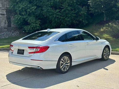 Used 2019 Honda Accord EX image 4