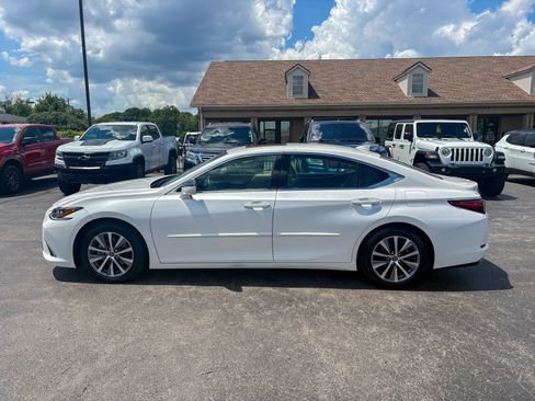 Used 2021 Lexus ES 350 w/ Premium Package FWD image 9