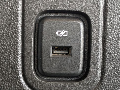 Used 2021 Chevrolet Traverse LS w/ LPO, Floor Liner Package image 15