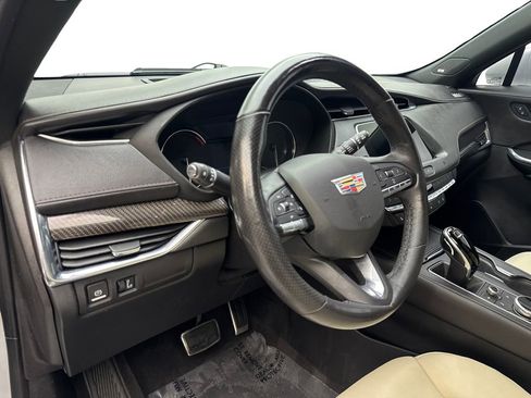 Used 2020 Cadillac XT4 Sport FWD image 51