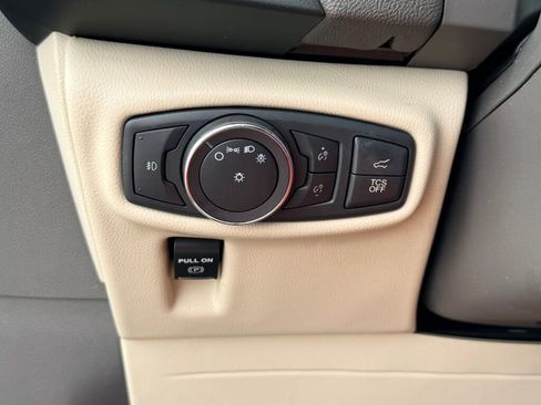 Used 2019 Lincoln Nautilus Reserve image 31