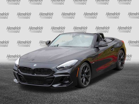 Used 2024 BMW Z4 sDrive30i w/ Shadowloine Package image 5