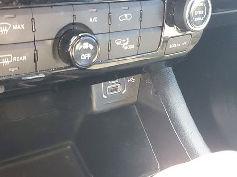 Used 2024 Jeep Compass Latitude AWD/4WD image 20