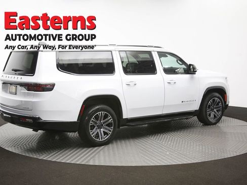 Used 2024 Jeep Wagoneer L Series II w/ Flexible Seating Group RWD image 45