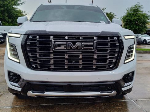 Used 2026 GMC Yukon Denali Ultimate AWD/4WD image 13
