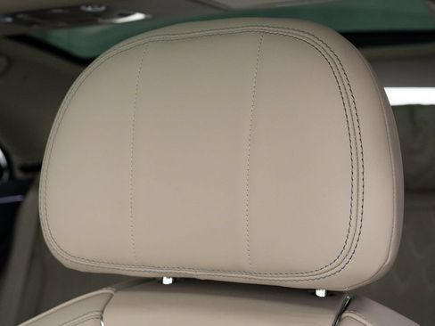 Used 2026 Bentley Flying Spur Plug-In Hybrid AWD/4WD image 17