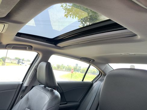 Used 2017 Honda Accord EX-L image 28