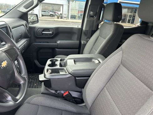 Used 2023 Chevrolet Silverado 1500 Custom image 10
