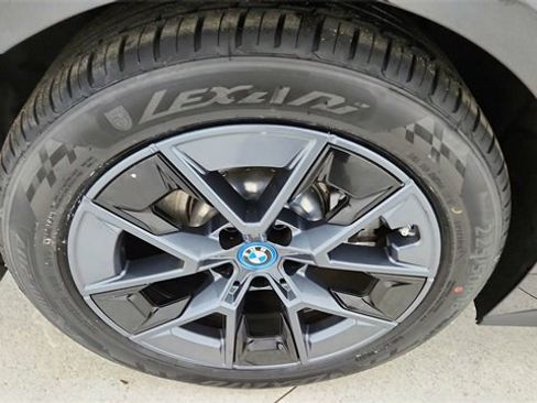 Used 2024 BMW i4 xDrive40i w/ Premium Package image 56