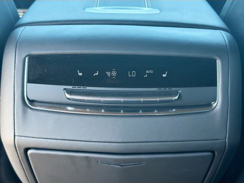 Used 2026 Cadillac Escalade V w/ LPO, ONYX Package AWD/4WD image 18
