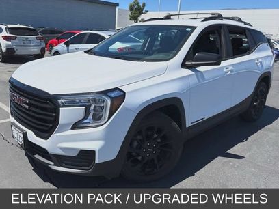 Used 2024 GMC Terrain SLE w/ Elevation Edition