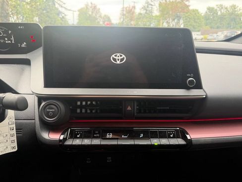 Used 2023 Toyota Prius Prime FWD image 20