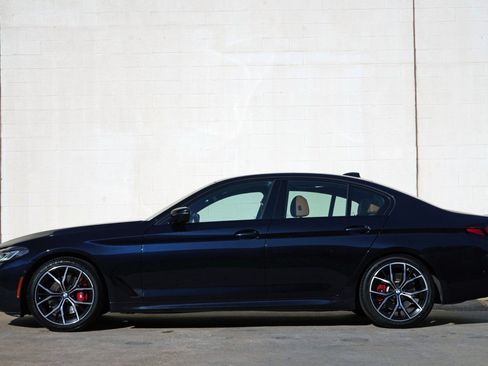 Used 2023 BMW 530i xDrive w/ M Sport Package AWD/4WD image 9