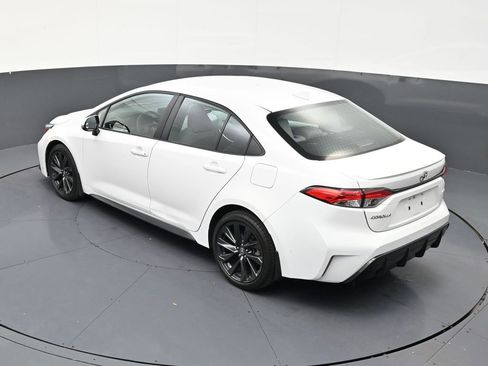 Used 2024 Toyota Corolla SE FWD image 14