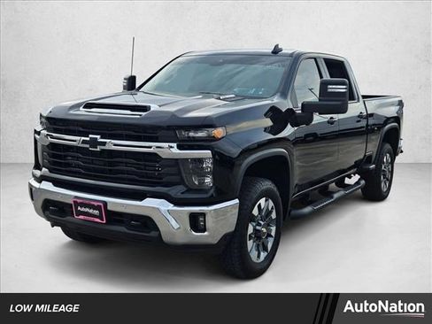 Used 2025 Chevrolet Silverado 2500 LT w/ Texas Edition image 1