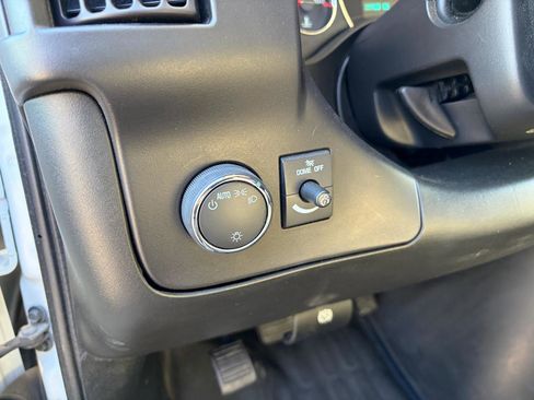 Used 2023 Chevrolet Express 3500 LS image 15