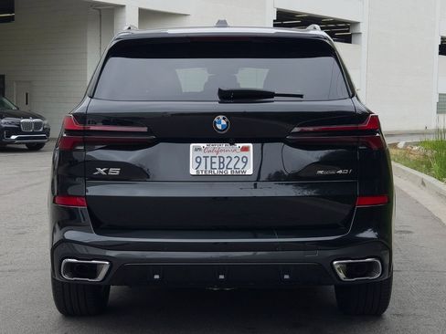 Used 2025 BMW X5 sDrive40i w/ Executive Package image 30