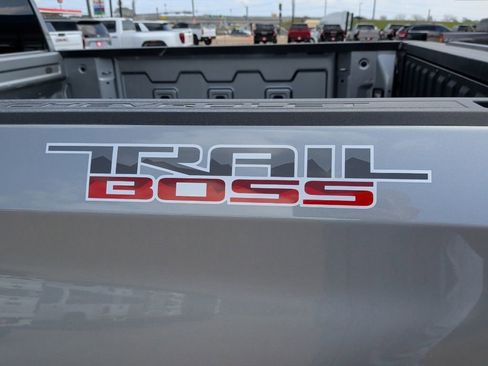 Used 2024 Chevrolet Silverado 1500 Custom Trail Boss image 41