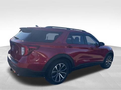 Used 2022 Ford Explorer ST-Line image 11