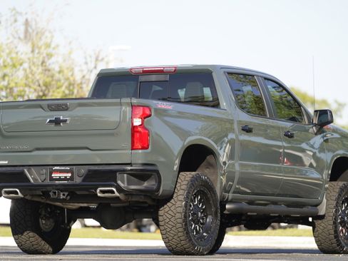 Used 2025 Chevrolet Silverado 1500 LT Trail Boss w/ Convenience Package II image 46