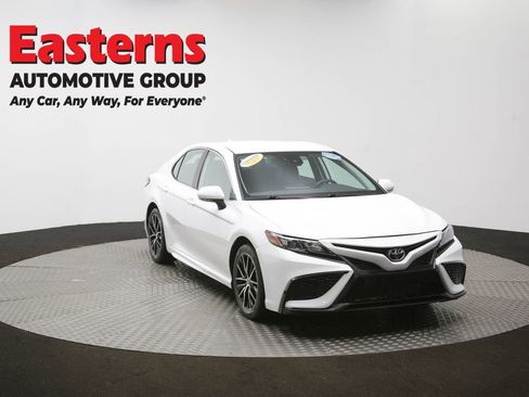 Used 2024 Toyota Camry SE image 54