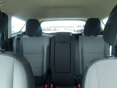 Used 2016 Ford Escape SE FWD image 19