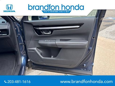 Used 2026 Honda CR-V Sport Touring image 8