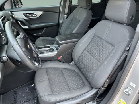 Used 2021 Chevrolet Blazer LT FWD image 13