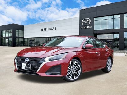 Used 2025 Nissan Altima 2.5 SL