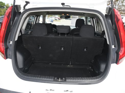 Used 2021 Kia Soul S FWD image 16
