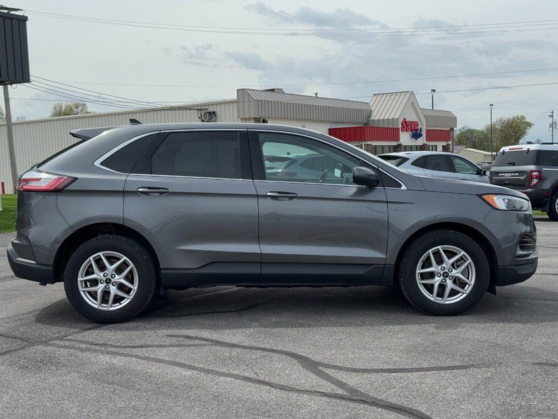 Used 2023 Ford Edge SEL AWD/4WD image 2