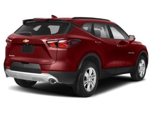 Used 2019 Chevrolet Blazer LT FWD image 3