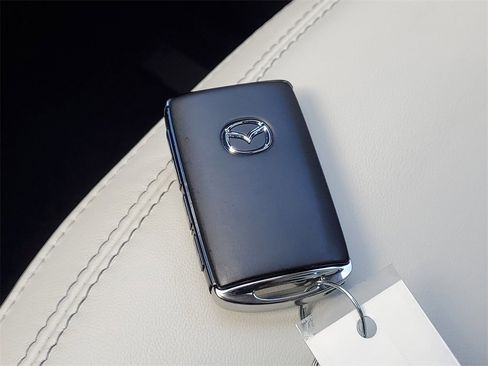 New 2025 MAZDA CX-5 AWD 2.5 S w/ Premium Plus Pkg image 31