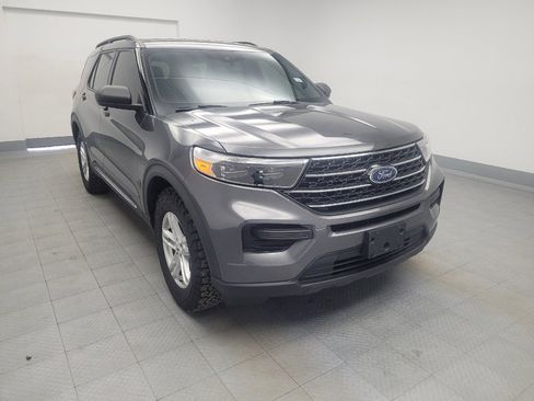 Used 2020 Ford Explorer XLT w/ Comfort Package image 13