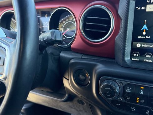 Used 2021 Jeep Wrangler Unlimited Rubicon image 22