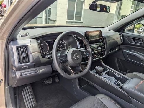 Used 2024 Nissan Pathfinder Rock Creek AWD/4WD image 11
