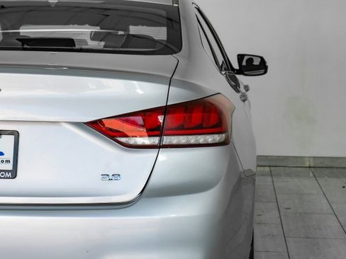 Used 2017 Genesis G80 3.8 image 46