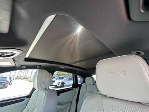 Certified 2024 Porsche Macan GTS image 26