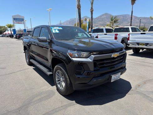 Used 2026 Chevrolet Colorado LT RWD image 3