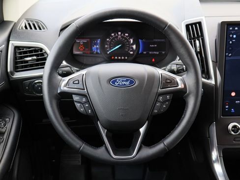 Used 2021 Ford Edge Titanium w/ Equipment Group 301A image 12