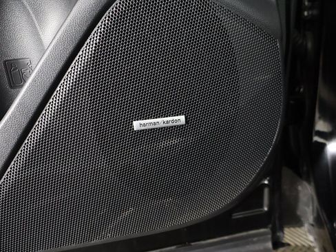 Used 2024 Subaru Forester Touring image 38