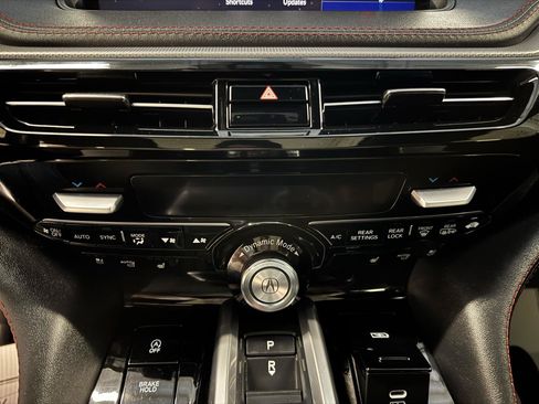 Used 2022 Acura MDX Type S AWD/4WD image 15