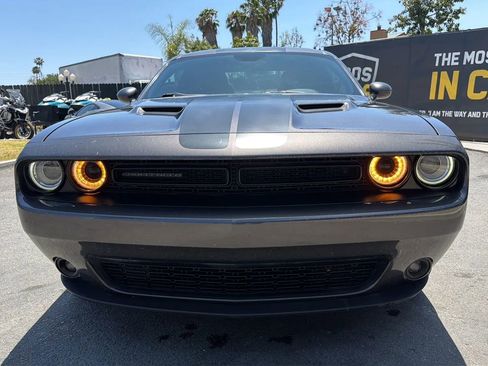 Used 2017 Dodge Challenger SXT w/ Blacktop Package RWD image 10