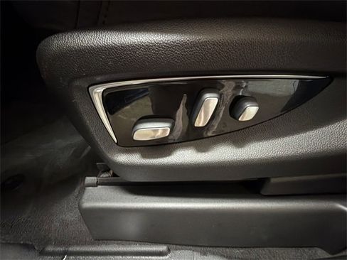 Certified 2020 Cadillac Escalade Luxury w/ Escalade Sport Edition image 12