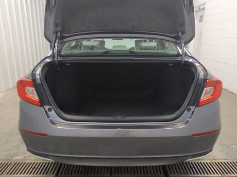 Used 2020 Honda Accord EX image 29